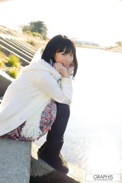 石川由依